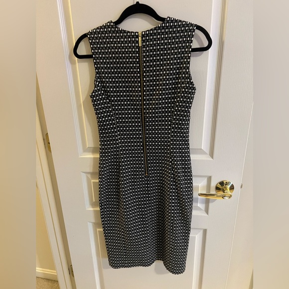 Black and white patterned dress - Calvin Klein - Size 4 - Picture 2 of 5